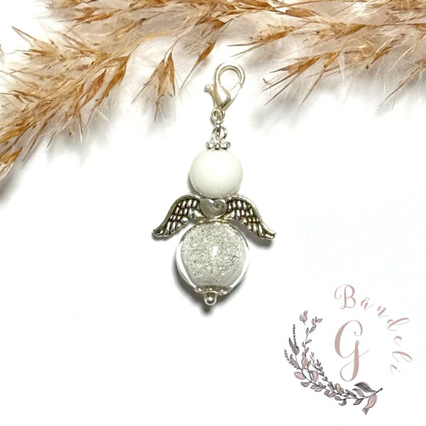 Engeli Anhänger weiss mit Asche als Andenken. Erinnerungsschmuck selbstgemacht und mit viel Liebe erstellt. Engel Bedeutung Symbol der Hoffnung und des Schutzes.
